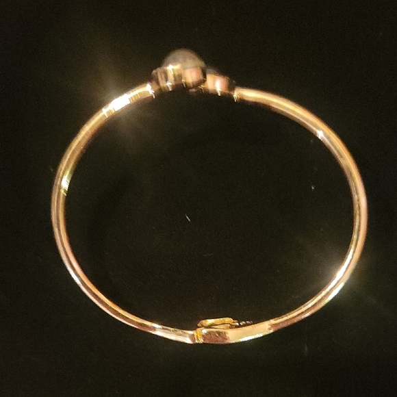 Sophisticated Gold and Silver Bracelet - Picture 5 of 6